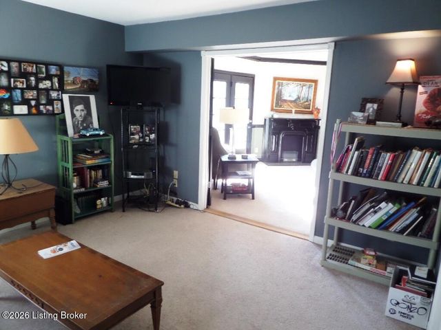 1815 Gardiner Ln K100, Louisville, KY 40205