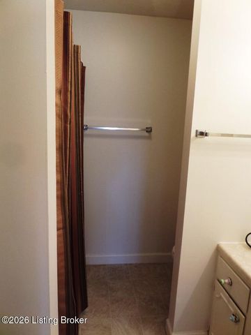 1815 Gardiner Ln K100, Louisville, KY 40205