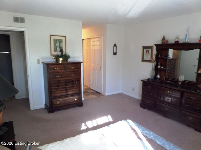 1815 Gardiner Ln K100, Louisville, KY 40205