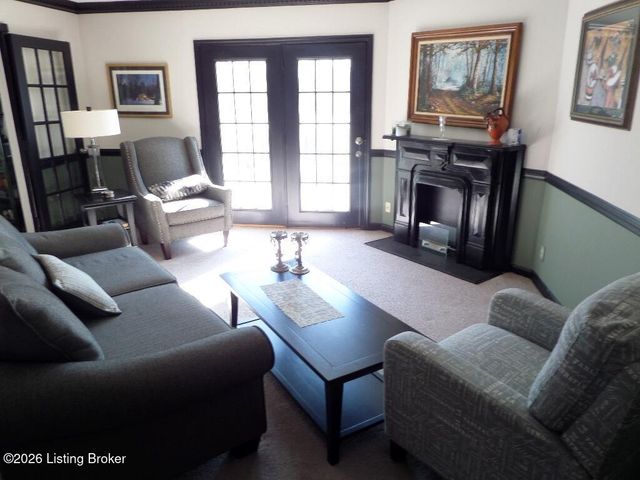 1815 Gardiner Ln K100, Louisville, KY 40205