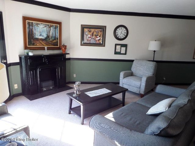 1815 Gardiner Ln K100, Louisville, KY 40205