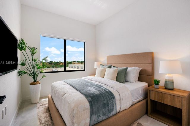 1306 NW 5 St, Florida City, FL 33034