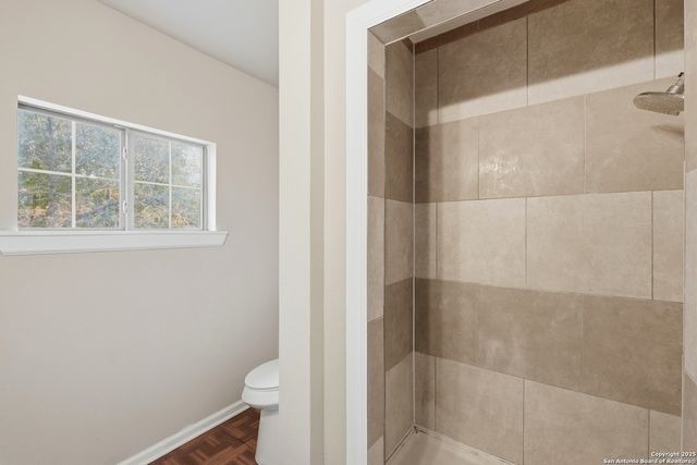 411 W Vestal, San Antonio, TX 78221