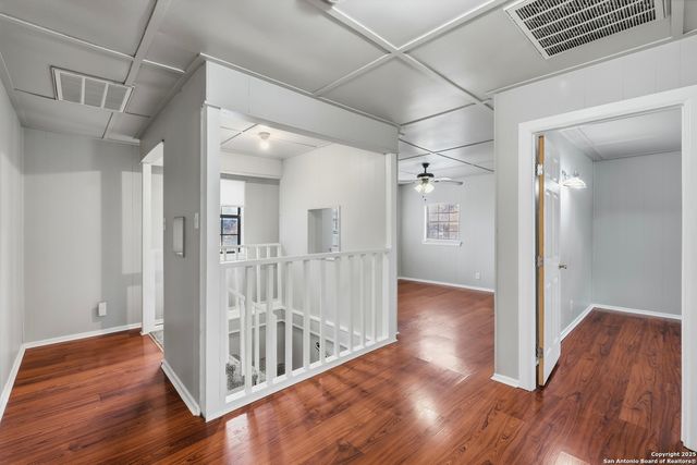 411 W Vestal, San Antonio, TX 78221