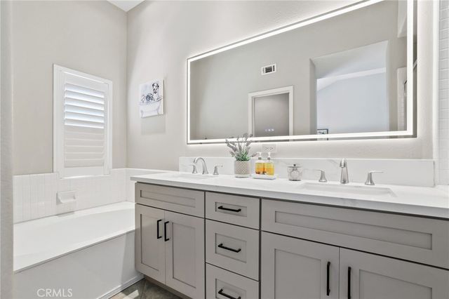12721 Trent Jones, Tustin, CA 92782