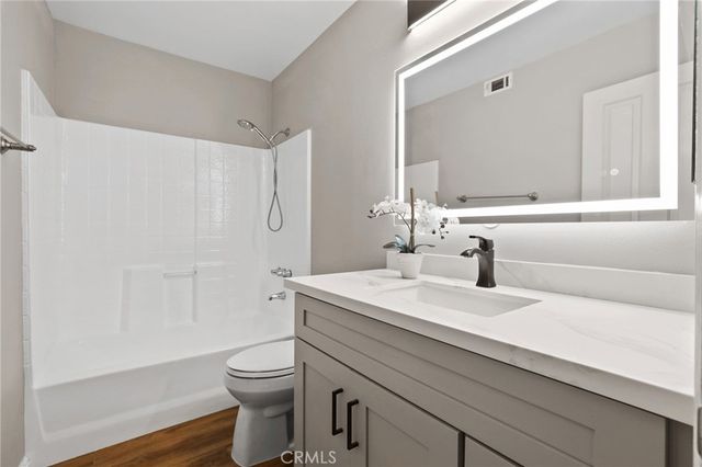 12721 Trent Jones, Tustin, CA 92782
