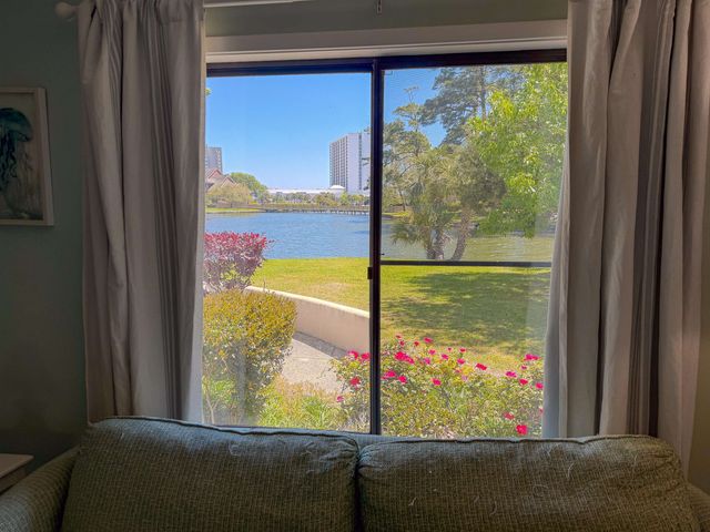 215 Baslow Ct Apt 1C, Myrtle Beach, SC 29572