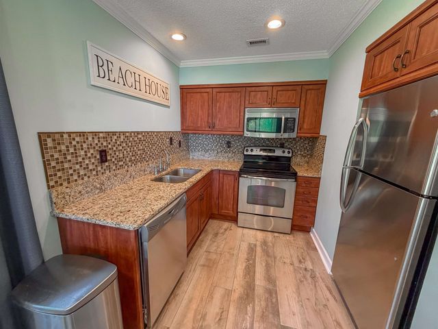 215 Baslow Ct Apt 1C, Myrtle Beach, SC 29572