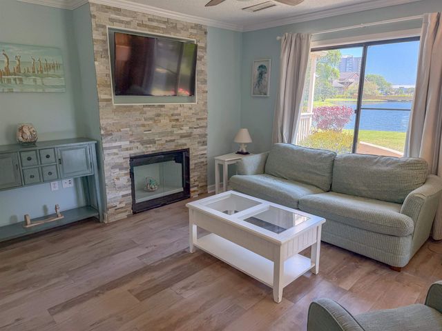 215 Baslow Ct Apt 1C, Myrtle Beach, SC 29572