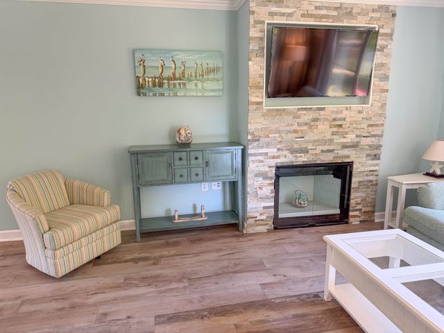 215 Baslow Ct Apt 1C, Myrtle Beach, SC 29572