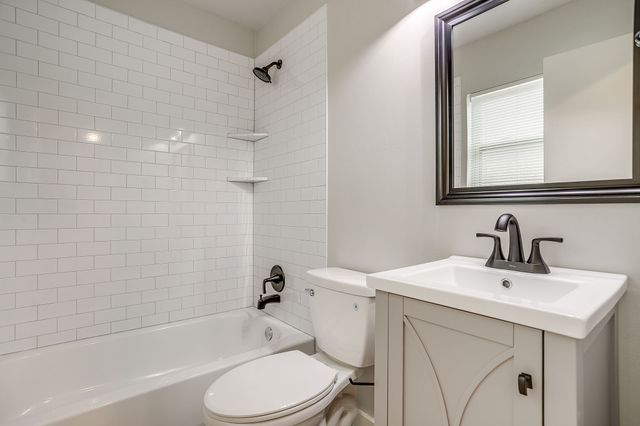 3528 Garwood Drive, North Richland Hills, TX 76117