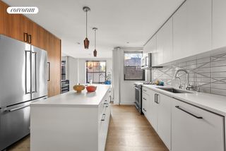 325 CLINTON Avenue # 2B, New York City, NY 11205