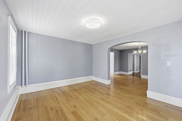 57 May St, Worcester, MA 01610
