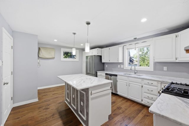 57 May St, Worcester, MA 01610