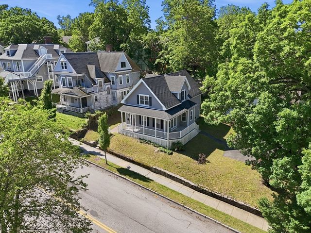 57 May St, Worcester, MA 01610