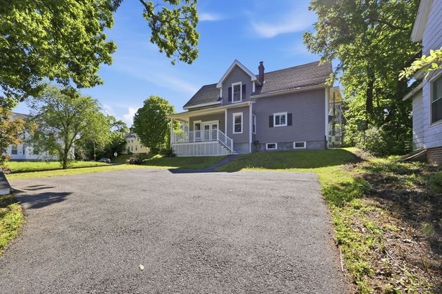 57 May St, Worcester, MA 01610