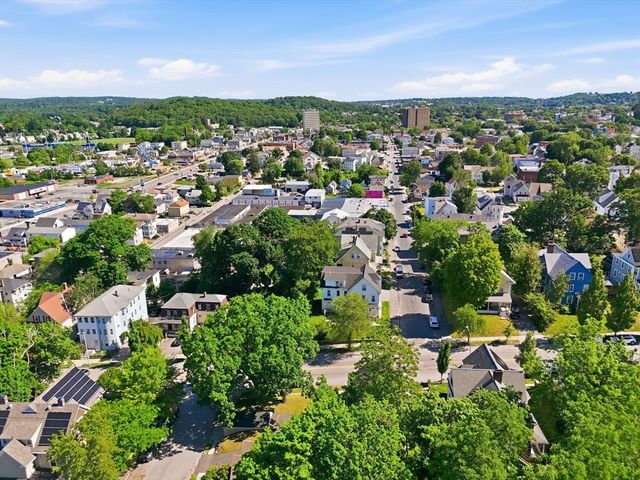 57 May St, Worcester, MA 01610