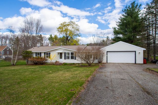 52 Sanborn Road, East Kingston, NH 03827