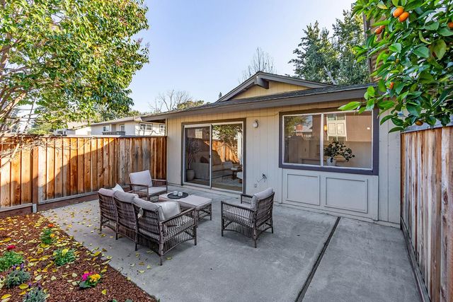 108 E Middlefield Road A, Mountain View, CA 94043