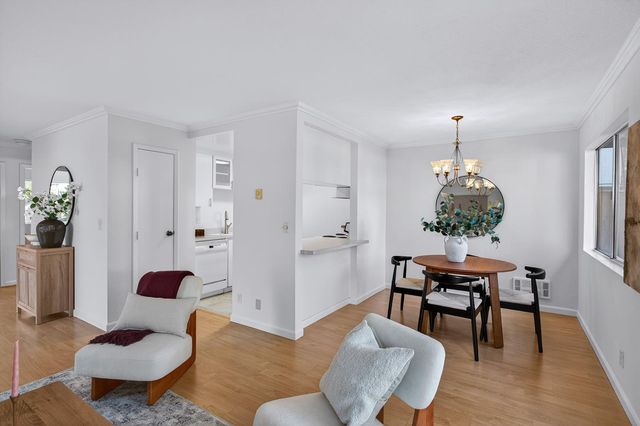 108 E Middlefield Road A, Mountain View, CA 94043