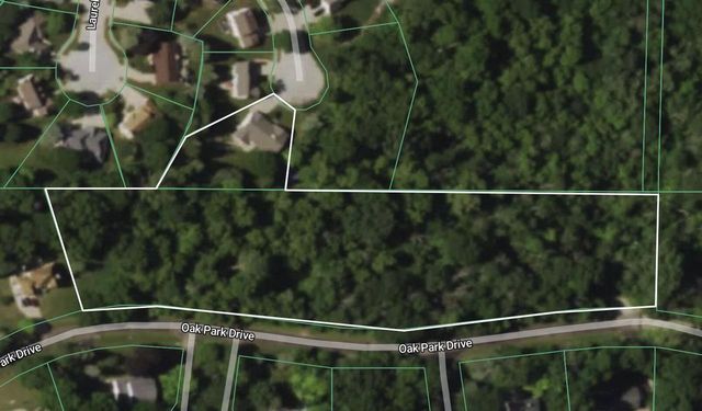 2132 Penhurst WAY, Waukesha, WI 53186