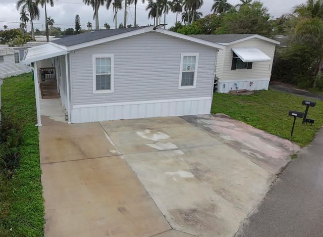 8516 SW 17th Court, Davie, FL 33324