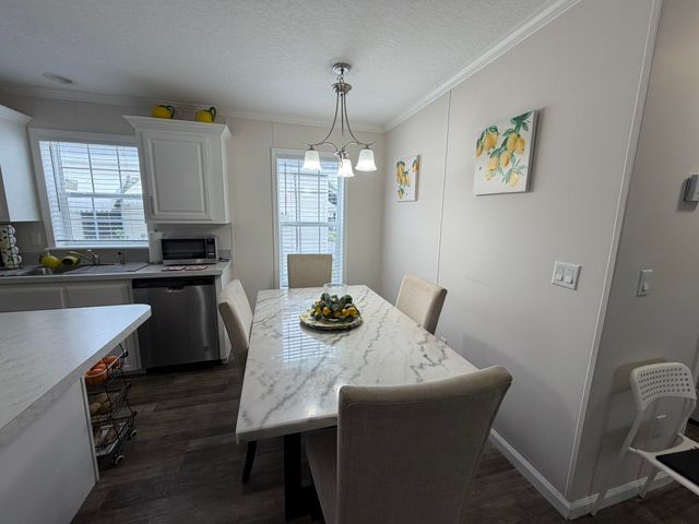 8516 SW 17th Court, Davie, FL 33324