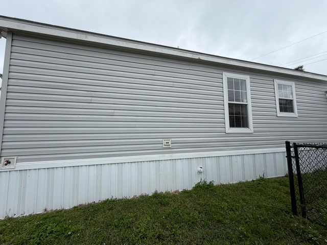 8516 SW 17th Court, Davie, FL 33324