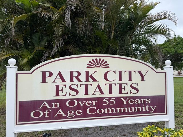 8516 SW 17th Court, Davie, FL 33324