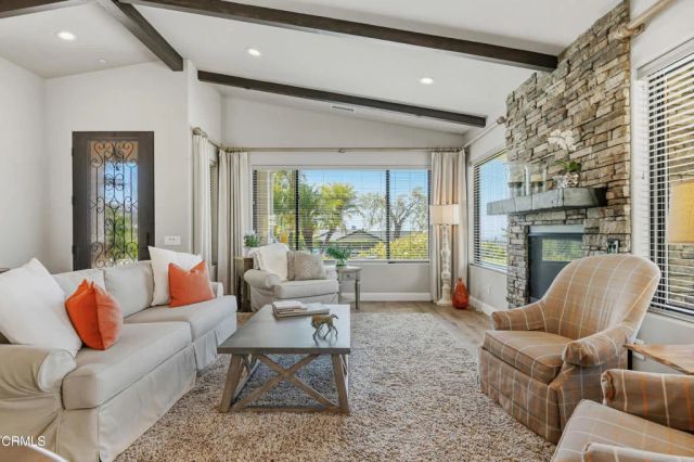 621 Creekmont Court, Ventura, CA 93003