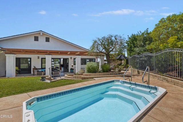 621 Creekmont Court, Ventura, CA 93003