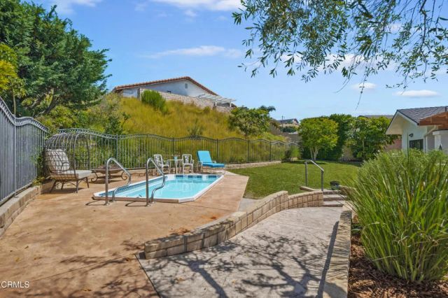 621 Creekmont Court, Ventura, CA 93003