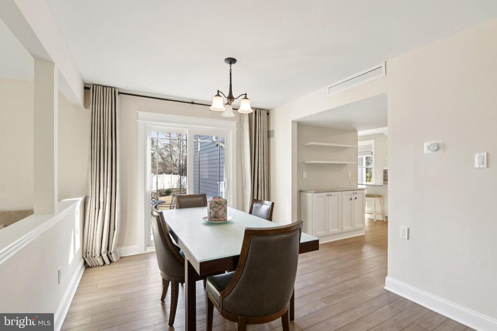 Image 58 of property listing at 7 INLET TER, Ocean View, NJ 08230