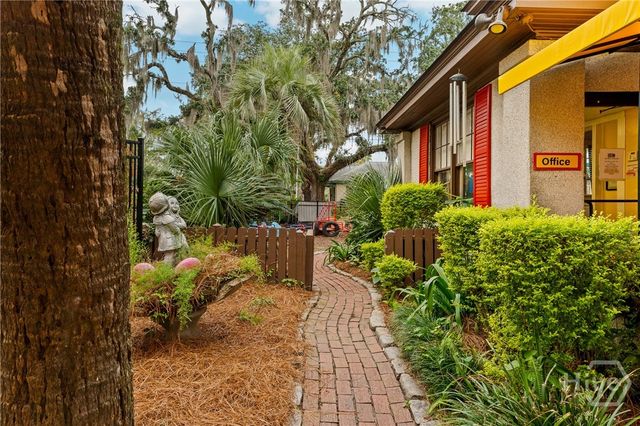 1106 E 48th Street, Savannah, GA 31404