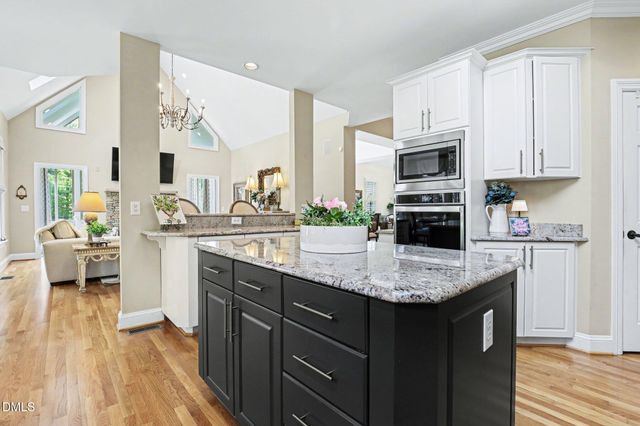 81006 Alexander, Chapel Hill, NC 27517