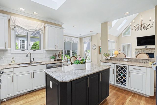 81006 Alexander, Chapel Hill, NC 27517