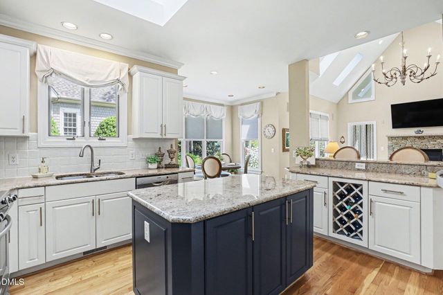 81006 Alexander, Chapel Hill, NC 27517