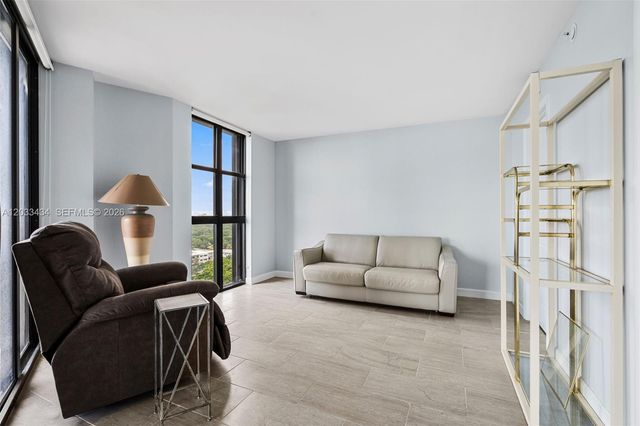 1000 Quayside Terrace 1604, Miami, FL 33138