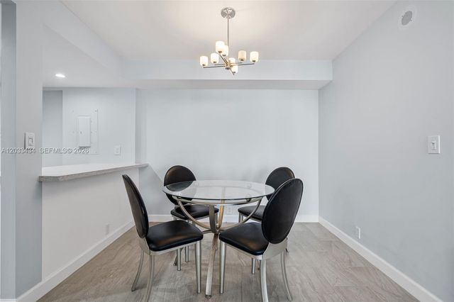 1000 Quayside Terrace 1604, Miami, FL 33138