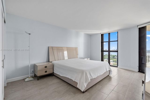 1000 Quayside Terrace 1604, Miami, FL 33138