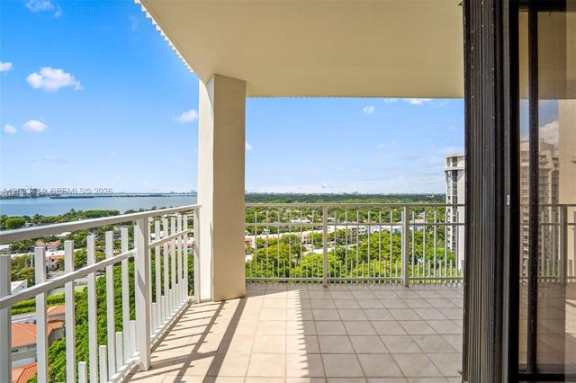 1000 Quayside Terrace 1604, Miami, FL 33138