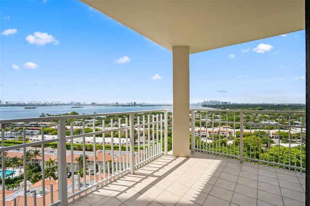1000 Quayside Terrace 1604, Miami, FL 33138