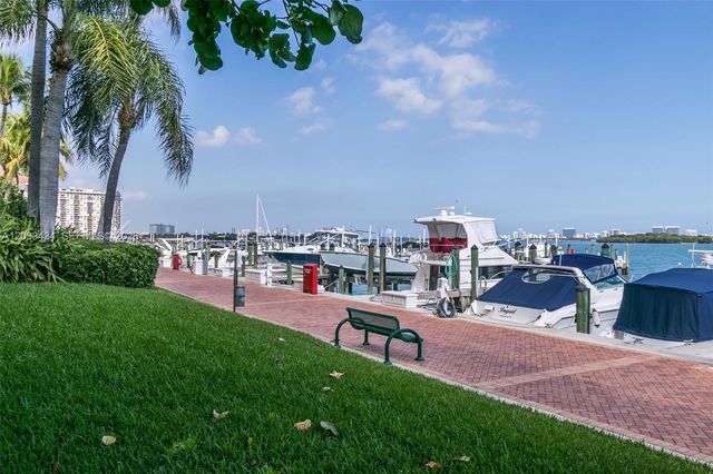 1000 Quayside Terrace 1604, Miami, FL 33138