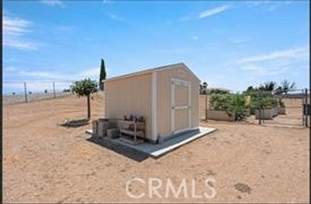 6797 Blue Rose, Oak Hills, CA 92344