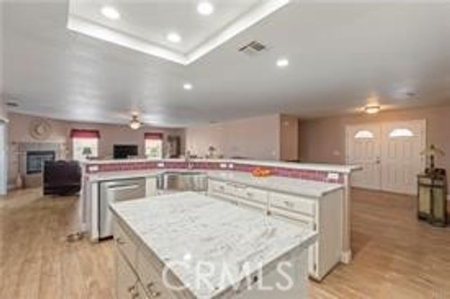 6797 Blue Rose, Oak Hills, CA 92344