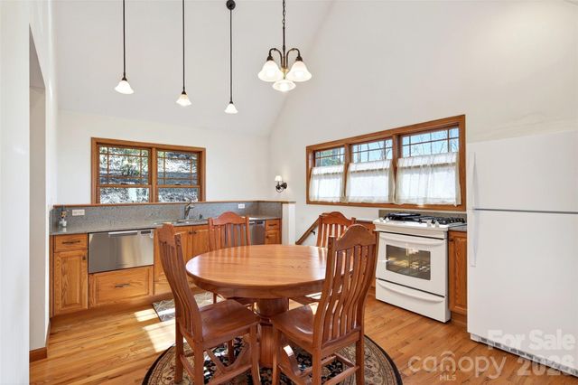 163 Walter Circle, Spruce Pine, NC 28777