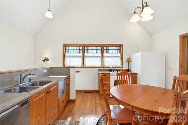 163 Walter Circle, Spruce Pine, NC 28777