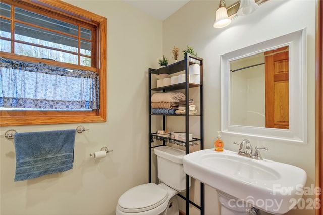 163 Walter Circle, Spruce Pine, NC 28777