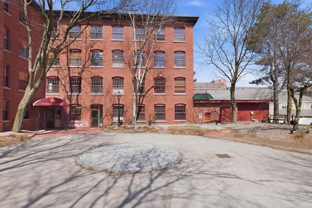 335 Cypress St Apt 3J, Manchester, NH 03103