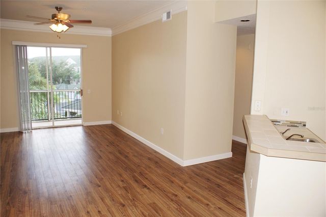 5152 NORTHRIDGE ROAD 307, Sarasota, FL 34238